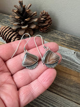 Load image into Gallery viewer, Banded Agate Earrings