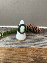 Load image into Gallery viewer, 7 Dwarfs Variscite shadowbox ring - sterling silver - size 6.75