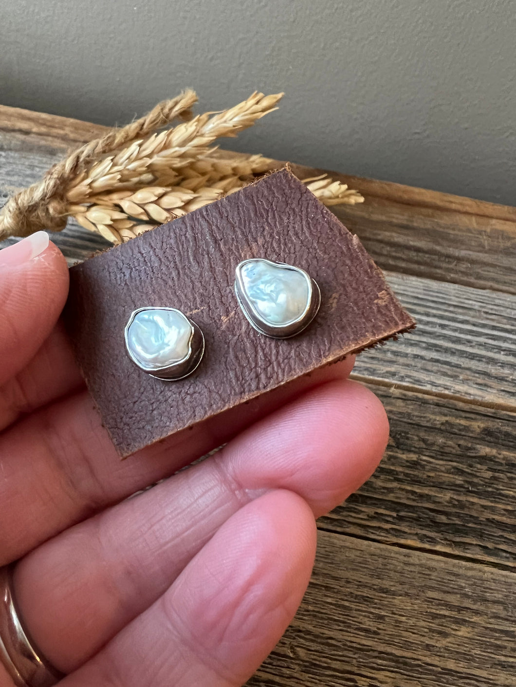 Baroque Pearls Studs - sterling silver