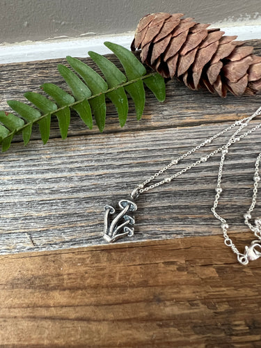 Little Mushrooms Necklace - sterling silver